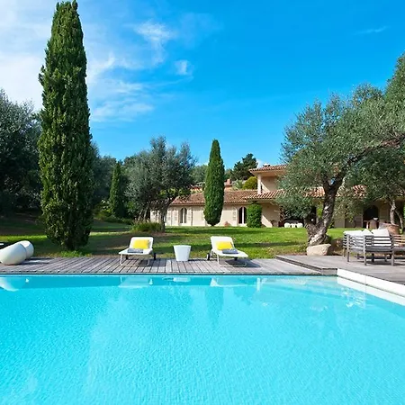 Porto-vecchio Sleeps 8 With Pool Air Con And Wifi *
