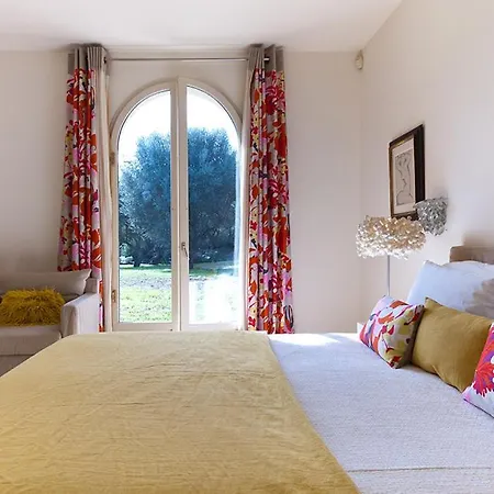 Villa Porto-vecchio Sleeps 8 With Pool Air Con And Wifi *
